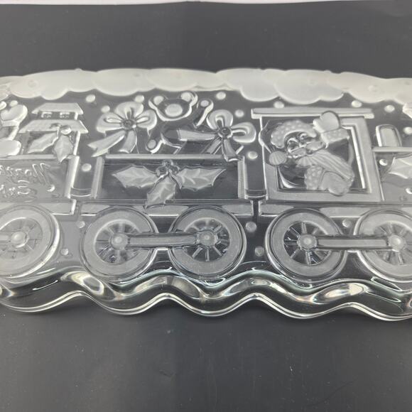 Holiday Traditions Collection North Pole Tray by Gorham Crystal - Picture 7 of 7